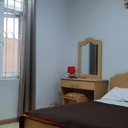 Ground Floor Lovely Two Bedrooms Apartment Flic-en-Flacq Eksteriør bilde